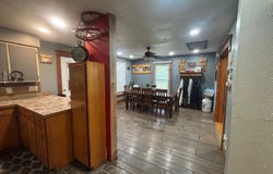 1427 Jackson Avenue, Hazleton, IA 50641