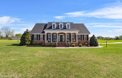 103 Arabian Circle, Beulaville, NC 28518