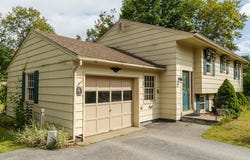 8 Jay Drive, Concord, NH 03301