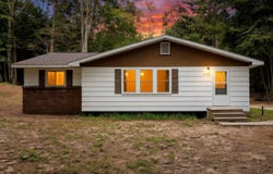 4725 Orshal Road, Whitehall, MI 49461
