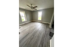 17 Cambrian Ave., Jackson, OH 45640