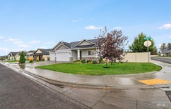 812 Stonegate Ave, Kimberly, ID 83341