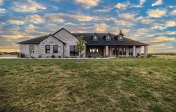 4112 County Road 1098, Celeste, TX 75423
