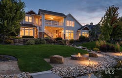 1059 N Luge Ave, Eagle, ID 83616