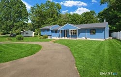 16 Crestview Terrace, Wallingford, CT 06492