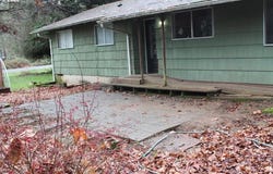 21620 Glaze Rd, Veneta, OR 97487