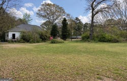 610 E Johnson Street, Temple, GA 30179