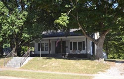 236 N Fourth St., Albion, IL 62806