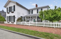 116 E Main Street, Abingdon, VA 24210