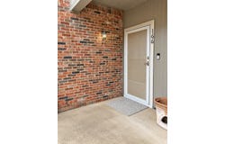 2700 Silver Creek Drive, Arlington, TX 76006