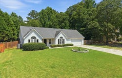 540 WINDERMERE Drive, Loganville, GA 30052