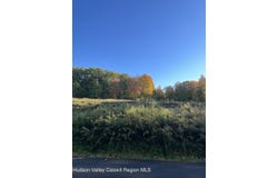 42 Silver Stream Road, New Windsor, NY 12553