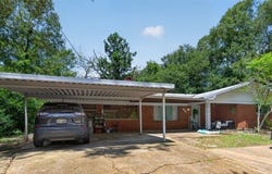 1504 Emanuel, Natchitoches, LA 71457