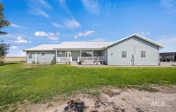 1854 E 3700 N, Filer, ID 83328