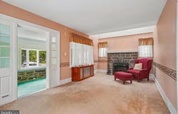 537 BROOKLINE BLVD, HAVERTOWN, PA 19083