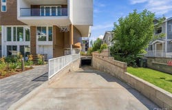 176 N Catalina Ave, Pasadena, CA 91106