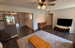 305 Iris Lane, Carmi, IL 62821