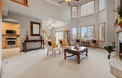 691 E Nerge Road, Roselle, IL 60172