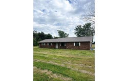 7424 County Road 420, Dudley, MO 63960