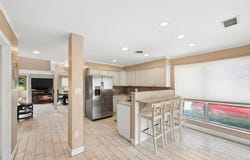 100 Baker Court, Island Park, NY 11558
