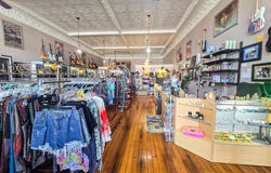 513 Main Street, Cabool, MO 65689