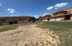 707 St James Dr, Laredo, TX 78041