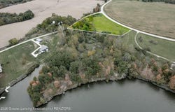 005 S Skyline Drive, Perrinton, MI 48871
