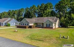 215 Nandina Way, Crawfordville, FL 32327