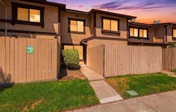 8601 Sunland, Sun Valley, CA 91352