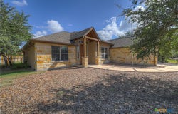 1184 Summit Bluff, Canyon Lake, TX 78133