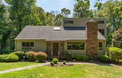 70 Hoadley Creek Circle, Guilford, CT 06437