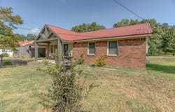 1204 E Union Avenue, Wynne, AR 72396