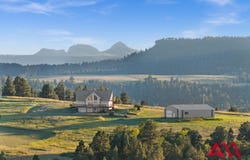 28 Klondike Rd, Hulett, WY 82720