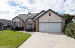 1005 Rose Bud Way, Yerington, NV 89447