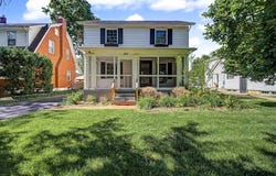 242 Lonsdale Avenue, Oakwood, OH 45419