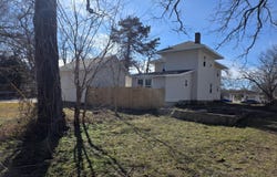 1502 N Grant Avenue, Springfield, MO 65803