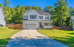216 Vanderbuilt Court, Aberdeen, NC 28315