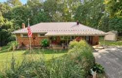 5400 LEWISBERRY Road, DOVER, PA 17315