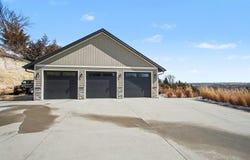 116 Drake, Yankton, SD 57078