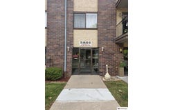 5801 Enterprise Drive, Lincoln, NE 68521