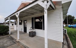711 Memorial Blvd., Picayune, MS 39466