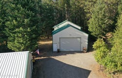 1957 Homestead Rd, Athol, ID 83801