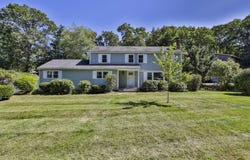5 Meredith Drive, Nashua, NH 03063
