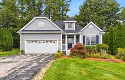 43 Sawgrass Circle, Londonderry, NH 03053