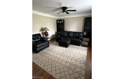 578 W Como Avenue, Struthers, OH 44471