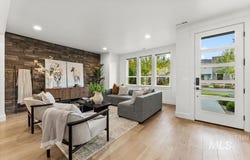 4240 E Parkcenter Blvd., Boise, ID 83716