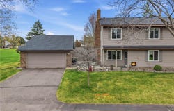 4702 Grenada Point, Eagan, MN 55122
