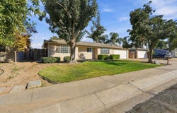 2922 S Verde Vista Street, Visalia, CA 93277