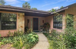 32 Palm Circle Drive, Inglis, FL 34449