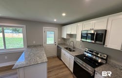 21840 Broad Street, Silverhill, AL 36576